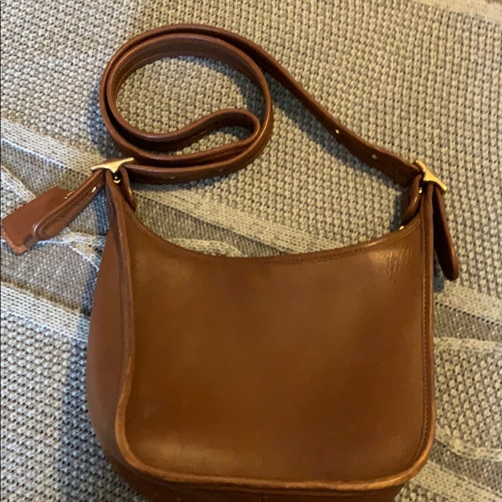Vintage  Coach leather crossbody bag